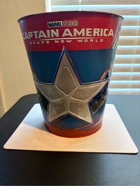 Marvel Studios Captain America Metal Trash Can Red Blue Silver